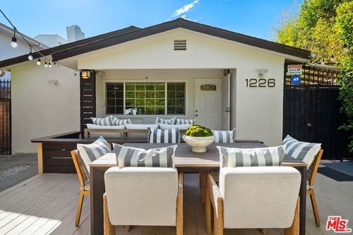 1226 Chelsea Ave, Santa Monica, CA, 90404-1588 | Card Image