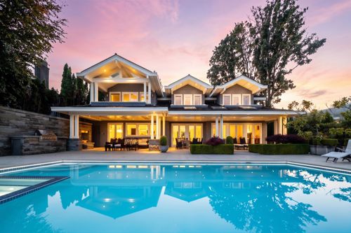 791 Beachview Dr, North Vancouver, BC, V7G1P8 | Card Image