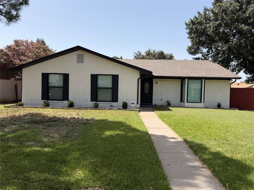 1262 Valencia Ln, Lewisville, TX, 75067-5636 | Card Image