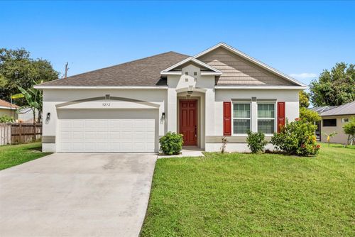 3232 Se Quay St, Port Saint Lucie, FL, 34984-6517 | Card Image