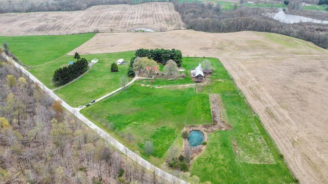 9962 Weaver Rd, House other with 5 bedrooms, 3 bathrooms and null parking in Utica OH | Image 35