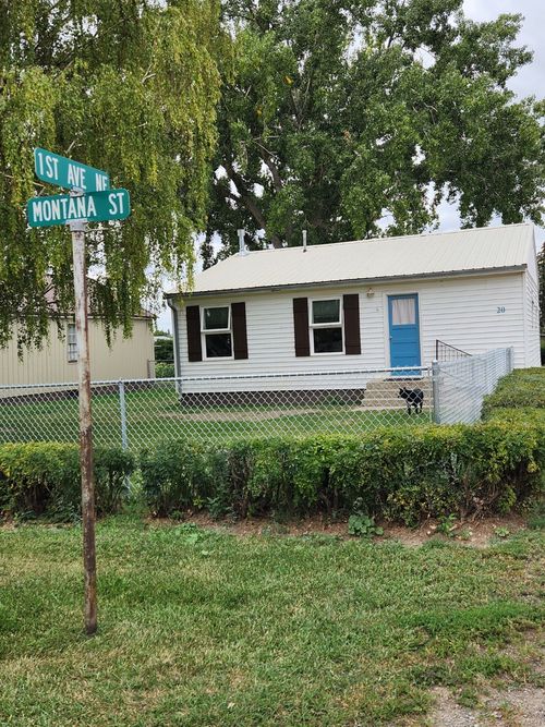 20 N Montana St, Conrad, MT, 59425-2134 | Card Image