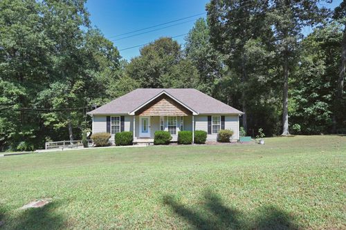 936 Jordan Cir, White Bluff, TN, 37187-4833 | Card Image