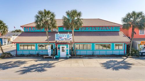 28 W Bayshore Dr, Saint George Island, FL, 32328-2732 | Card Image