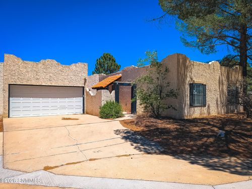 435 Salopek Blvd, Las Cruces, NM, 88001-7606 | Card Image