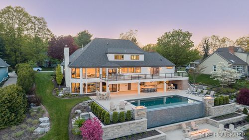 15945 Orchard Point Dr, Spring Lake, MI, 49456-2344 | Card Image