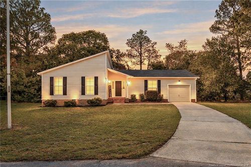2122 Birchcreft Dr, Fayetteville, NC, 28304-0532 | Card Image