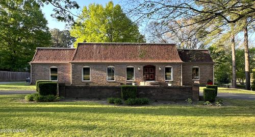 2700 E Main St, Humboldt, TN, 38343-3067 | Card Image