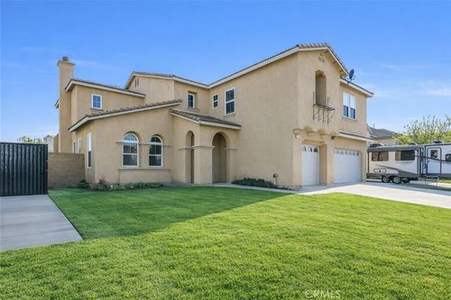 8048 Orchid Dr, Corona, CA, 92880 | Card Image