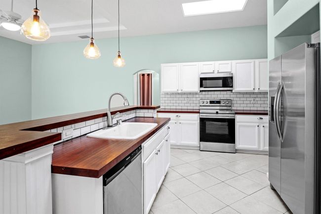 3218 Sw Crumpacker St, House other with 3 bedrooms, 2 bathrooms and null parking in Port Saint Lucie FL | Image 24