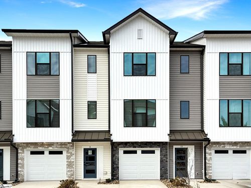 11 Pikewood Dr, Greenville, SC, 29601 | Card Image