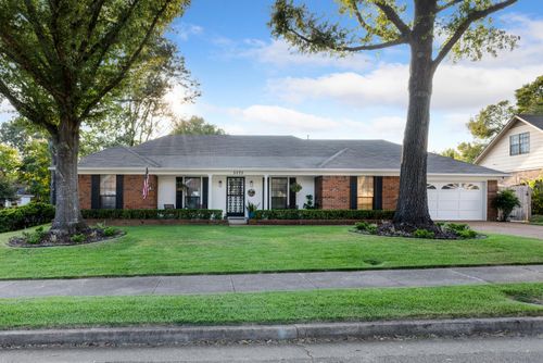 3775 Oak Forest Dr, Bartlett, TN, 38135-9404 | Card Image