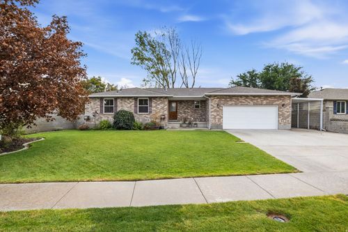 9477 S Kirkside Dr, South Jordan, UT, 84009-3317 | Card Image