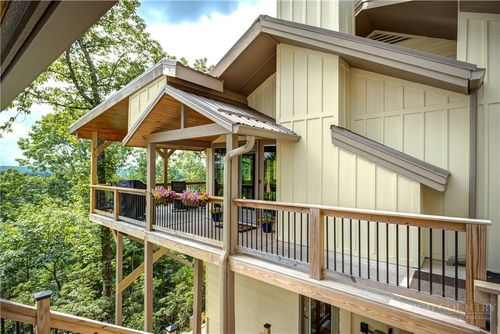 287 Stoney Creek Loop, Newland, NC, 28657-8105 | Card Image