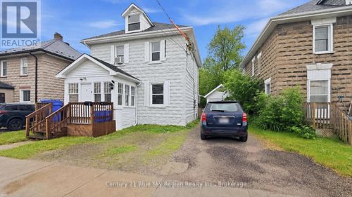 923 Fraser St, North Bay, ON, P1B3X7 | Card Image