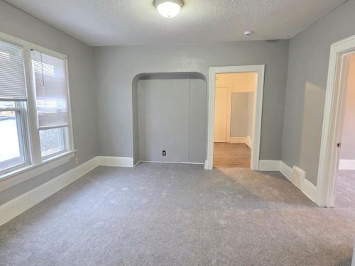 1411 Upton Ave N, Minneapolis, MN, 55411-2826 | Card Image