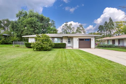 1104 Jasper Dr, Mchenry, IL, 60051-5717 | Card Image