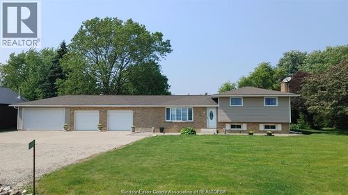 13496 13th Concession Rd, Essex, ON, N8M2X6 | Card Image