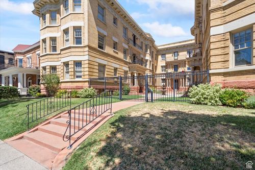 apt-3-415 E 300 S, Salt Lake City, UT, 84111-2673 | Card Image