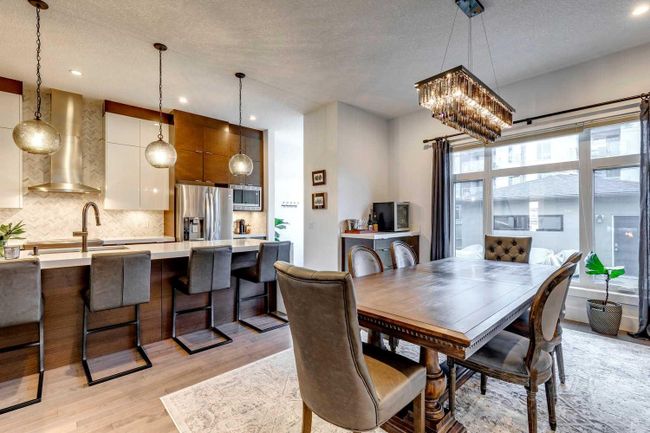 2427 3 Avenue Nw, Home with 4 bedrooms, 4 bathrooms and 2 parking in Calgary AB | Image 19