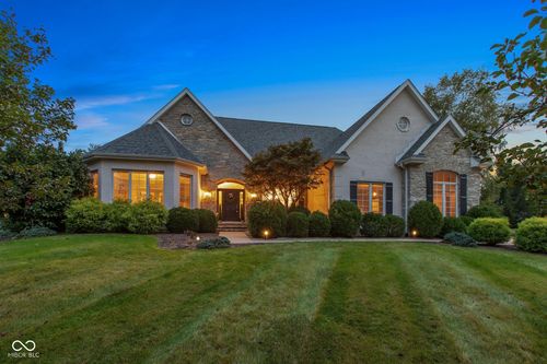 999 Box Turtle Ct, Columbus, IN, 47201-7591 | Card Image