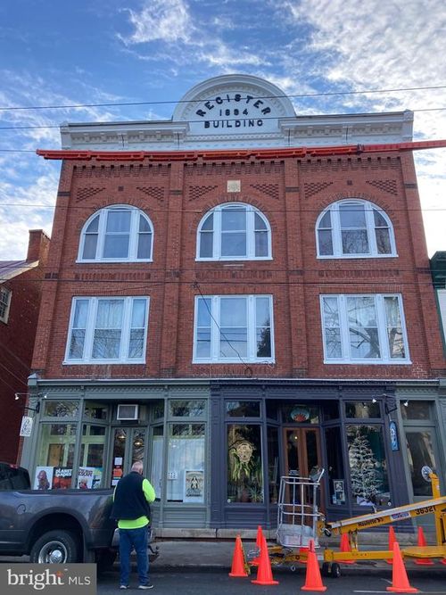 201-106 E German St, SHEPHERDSTOWN, WV, 25443-3751 | Card Image
