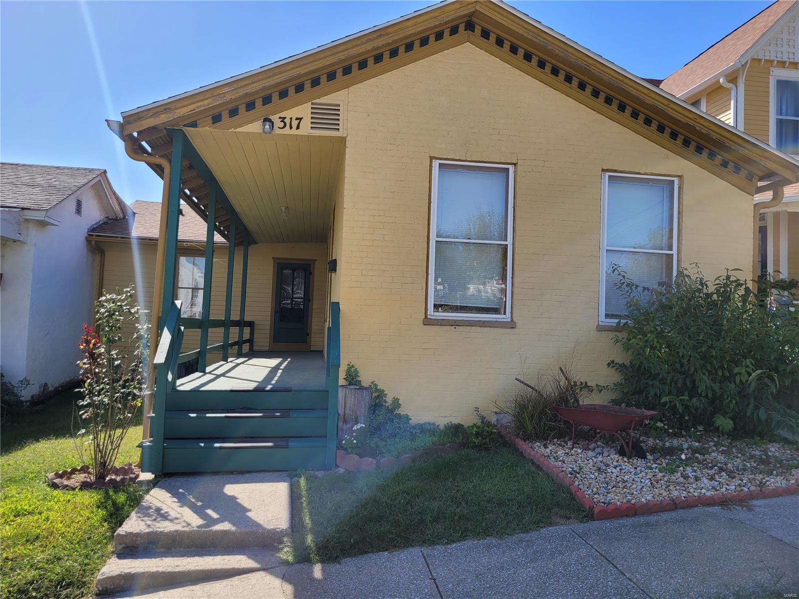 6th St, Hannibal, MO 63401