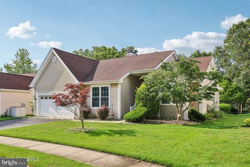 3 Misty Lake Ct, Barnegat, NJ, 08005-5518 | Card Image