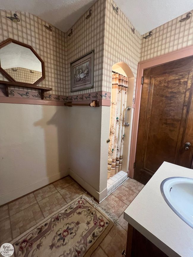Primary bath view 2 | Image 39