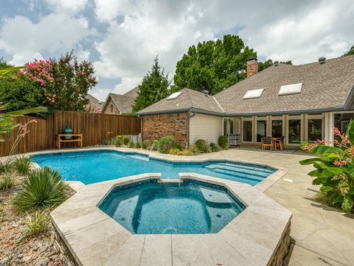 3320 Melanie Ln, Plano, TX, 75023-1100 | Card Image