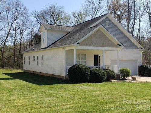 626 Neal Dr, Charlotte, NC, 28213-5684 | Card Image