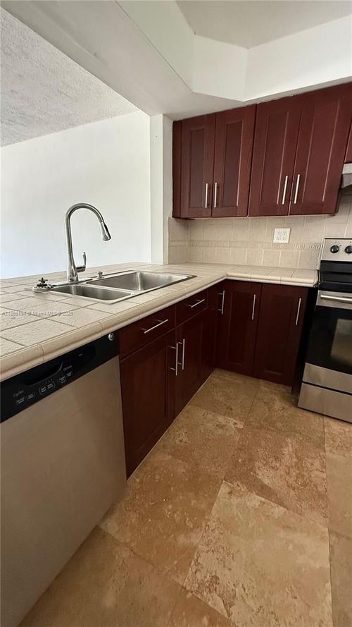 apt-310-1400 Ne 191st St, Miami, FL, 33179-4077 | Card Image