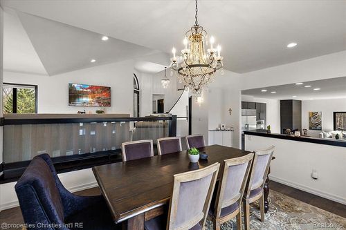 1194 Eagle Nest Ct, Milford, MI, 48381-2730 | Card Image