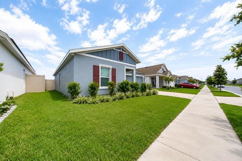 688 Sand Pine Ln, HAINES CITY, FL, 33844-8570 | Card Image