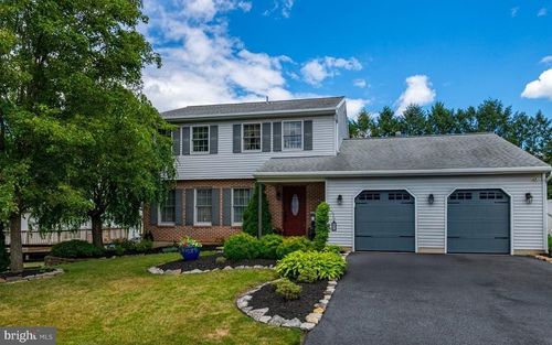 1404 Fredrick Blvd, READING, PA, 19605-1163 | Card Image