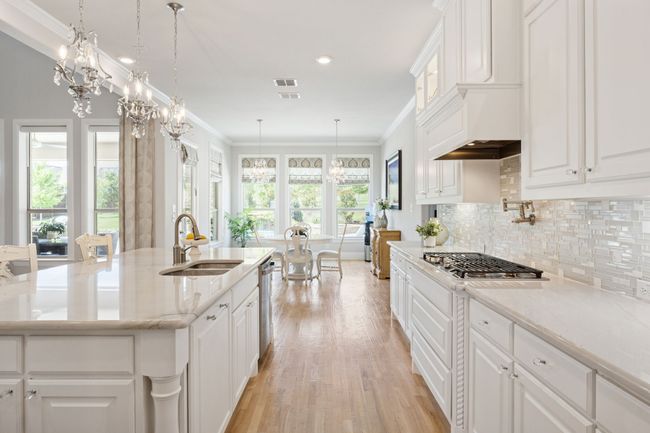 717 Sir Barton Trl, House other with 5 bedrooms, 6 bathrooms and null parking in Keller TX | Image 13