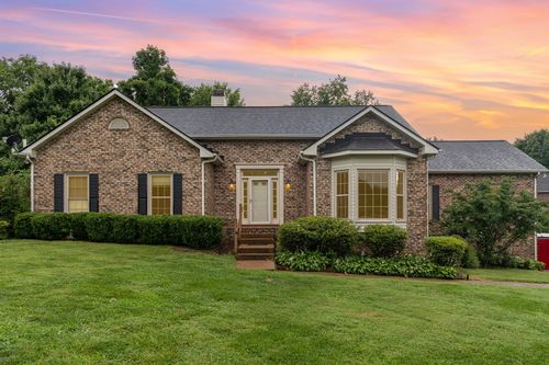 1401 Dodson Ct, Franklin, TN, 37064-9617 | Card Image