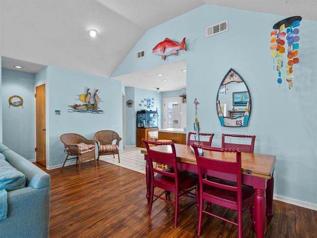 1218 Island Dr, House other with 3 bedrooms, 3 bathrooms and 6 parking in San Leon TX | Image 8