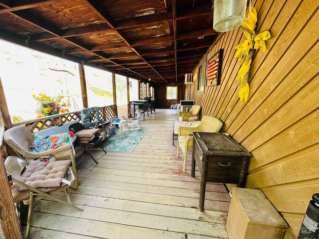 245 3 Rd St W, House other with 3 bedrooms, 2 bathrooms and 4 parking in Huntington OR | Image 21