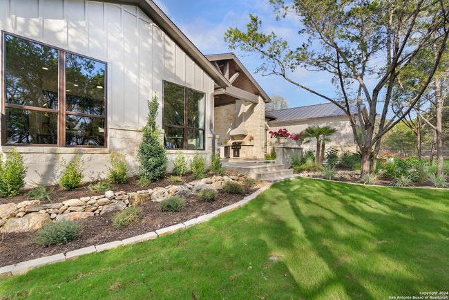 8170 Blue Oak, House other with 4 bedrooms, 5 bathrooms and null parking in Garden Ridge TX | Image 131