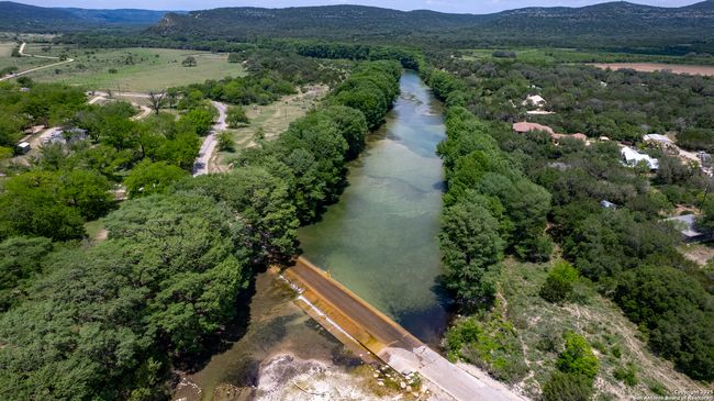 270 Robinson Rd, House other with 4 bedrooms, 3 bathrooms and null parking in Concan TX | Image 47