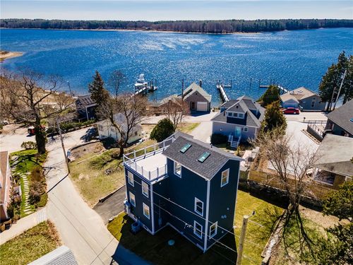 62 John Wickes Ave, East Greenwich, RI, 02818-4323 | Card Image