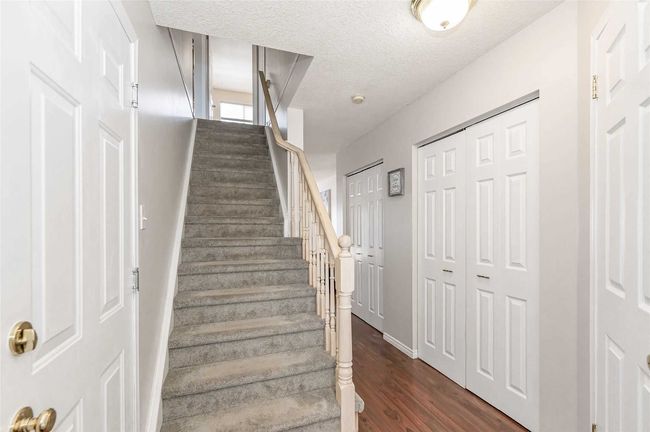 9 Crawford Cres, House attached with 3 bedrooms, 2 bathrooms and 3 parking in Cambridge ON | Image 6
