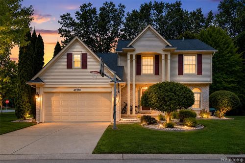 47370 Scarlet Dr N, Novi, MI, 48374-3465 | Card Image