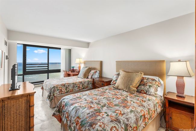 APT-3204 - 1330 Ala Moana Blvd, Condo with 2 bedrooms, 2 bathrooms and 2 parking in Honolulu HI | Image 12