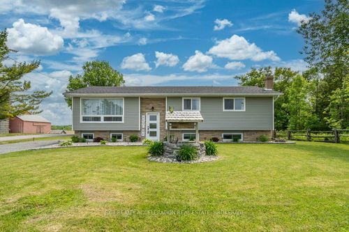 524 Huffman Rd, Yarker, ON, K0K3N0 | Card Image