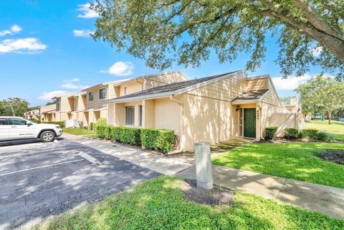 1011-5395 Emerald Isle Dr, ORLANDO, FL, 32812-8844 | Card Image