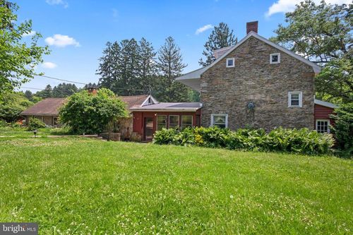 564 Blandon Rd, FLEETWOOD, PA, 19522-9376 | Card Image