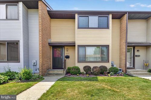 255 Probasco Rd, East Windsor, NJ, 08520-5517 | Card Image