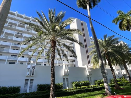 405-511 Bayshore Dr, Fort Lauderdale, FL, 33304-3978 | Card Image